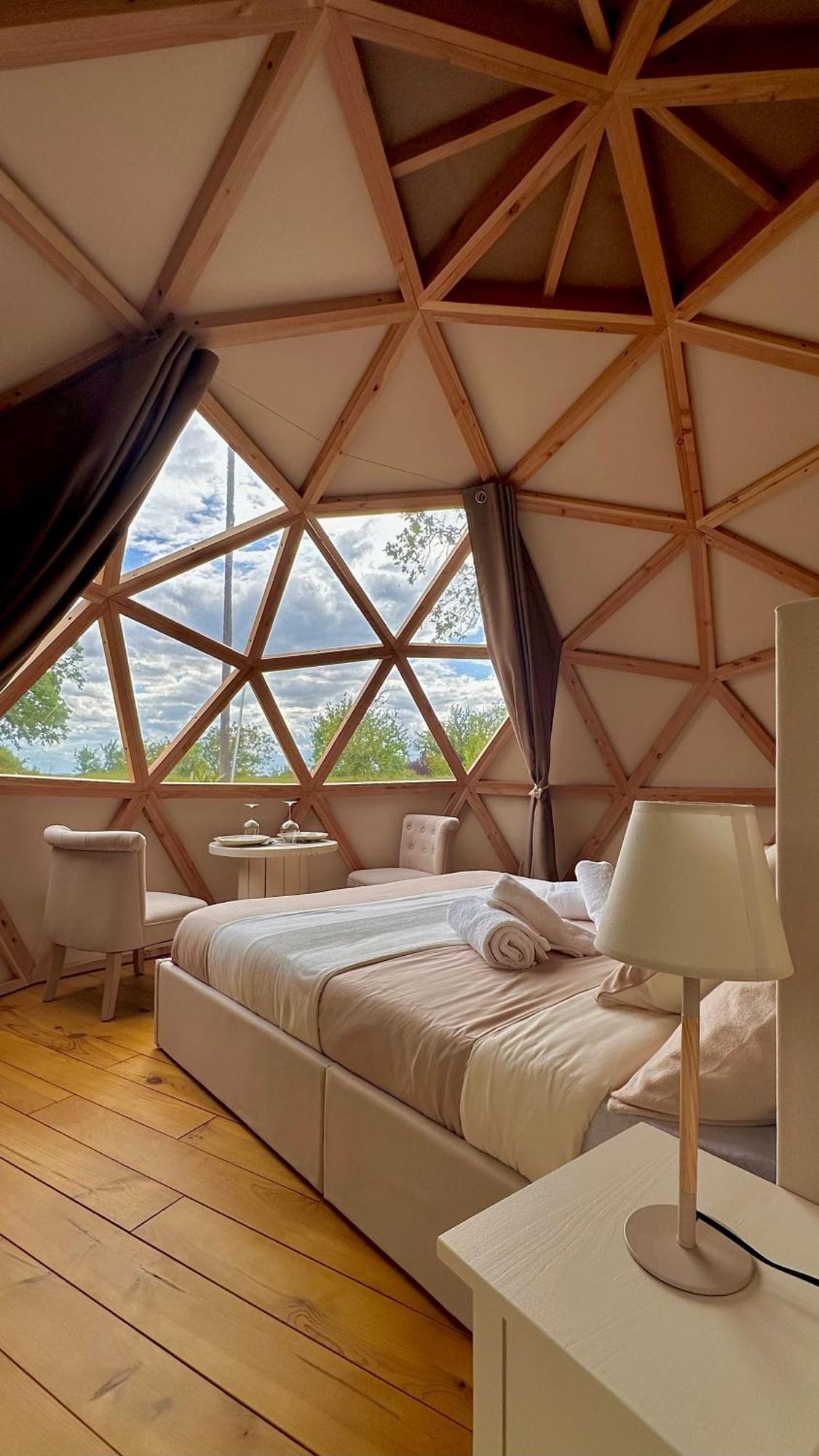 Dome Pathome Catonvielle Dış mekan fotoğraf