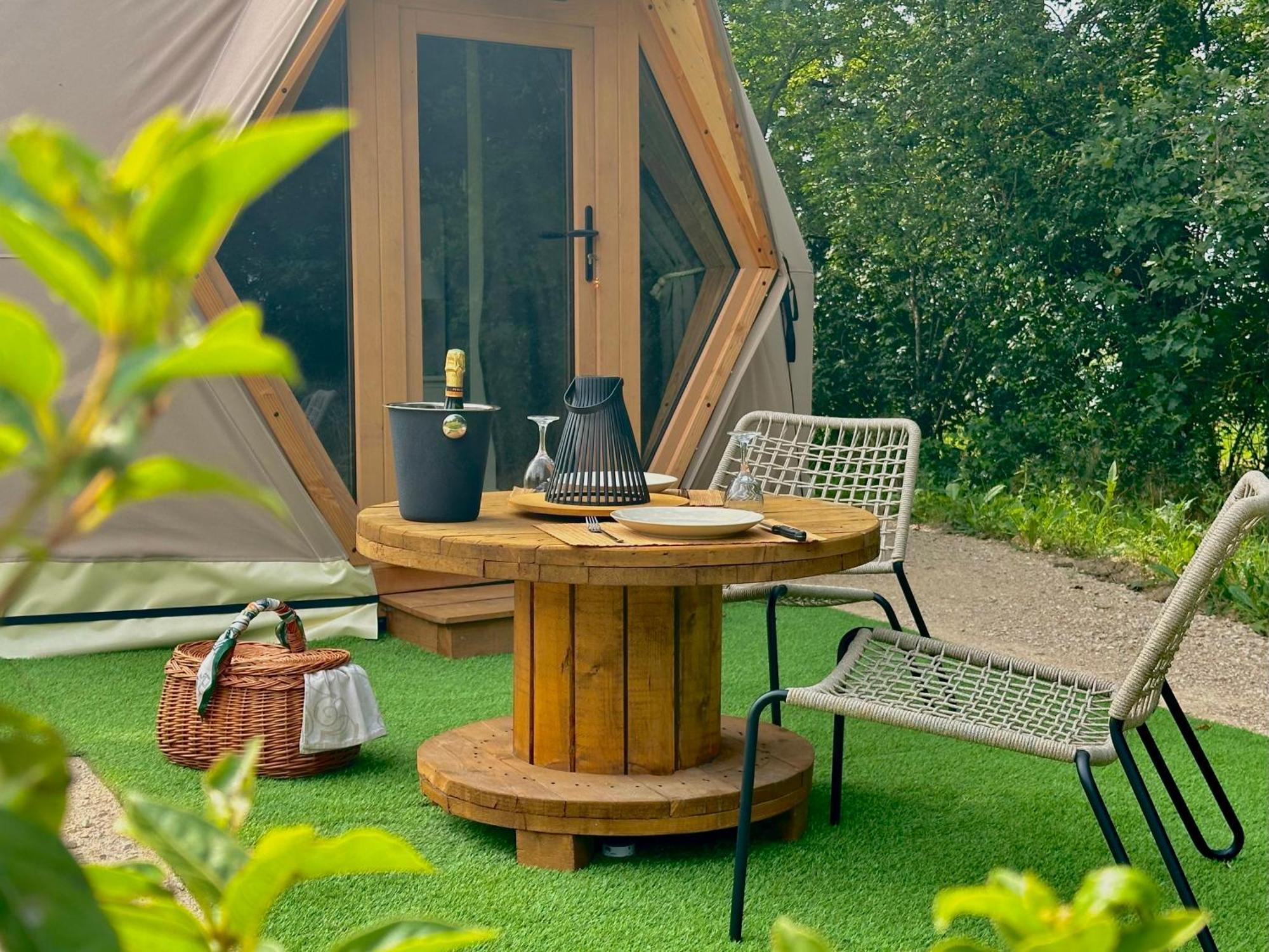 Dome Pathome Catonvielle Dış mekan fotoğraf
