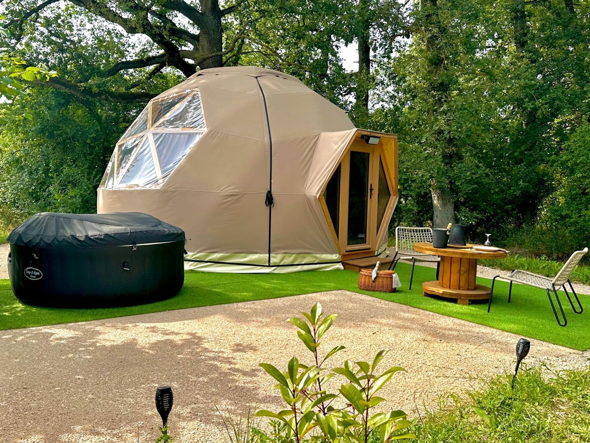 Dome Pathome Catonvielle Dış mekan fotoğraf